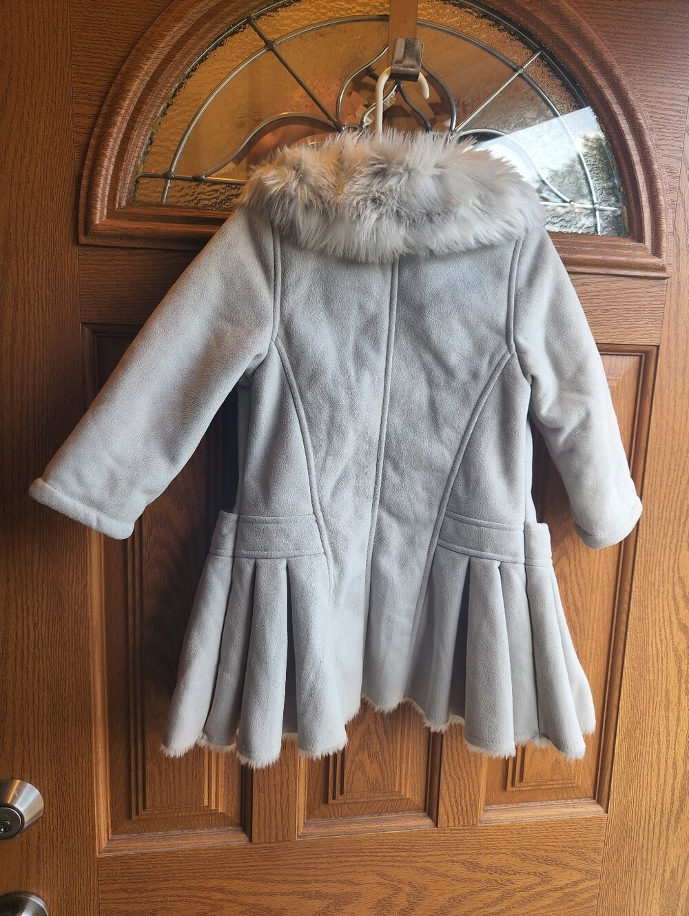 Jean Bourget Girls Faux Suede Fur Hooded Coat Jacket in size 3T - Picture 3 of 3